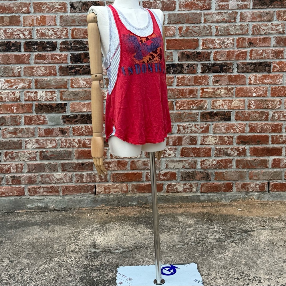 Free People We the Free Indonesia layered red top w/lace & stripes / XS / EUC - Picture 13 of 17